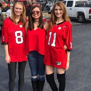 Meet your Posher, Alexandra